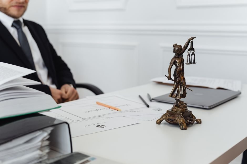 courtroom justice scales evidence